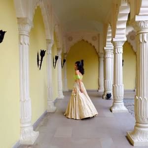 Meet your Posher, Nikita